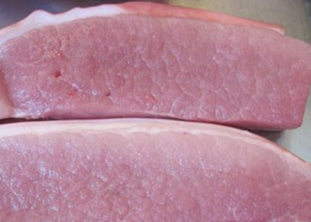 Thịt heo sử dụng chất cấm, lớp mỡ thường rất mỏng