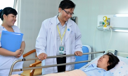 Bệnh nhân bị đau mạn tính cần kiên trì và tuân thủ chỉ định của bác sĩ