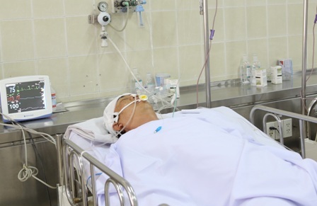 Tài xế Ngọc Quang đang được điều trị tại bệnh viện Chợ Rẫy