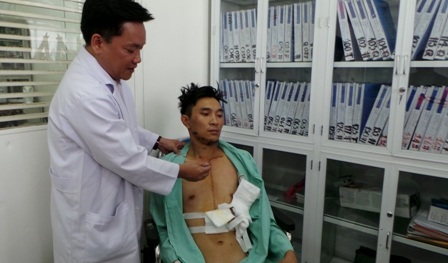 Anh Hoàng bị bắn trọng thương nhưng đã may mắn qua được nguy kịch