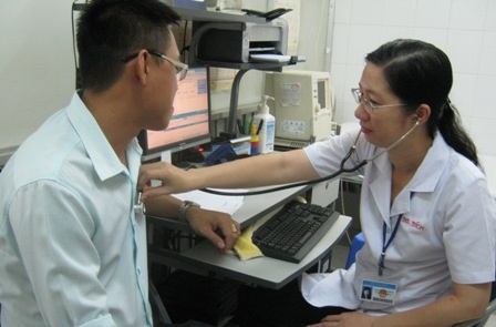 Ngoài nhân sự, trang thiết bị và thuốc bảo hiểm là nhu cầu bức thiết để phát triển y tế phường xã