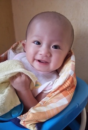 
Đứa con gái nhỏ được chào đời bằng sự đánh đổi nguy hiểm của bản thân người mẹ
