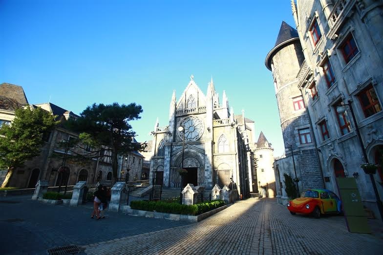 Tận hưởng trăng mật châu Âu tại Bà Nà Hills - 4