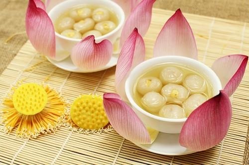 Những món ngon lạ miệng làm từ... hoa ở Việt Nam - 2 Những món ngon lạ miệng làm từ... hoa ở Việt Nam - 2