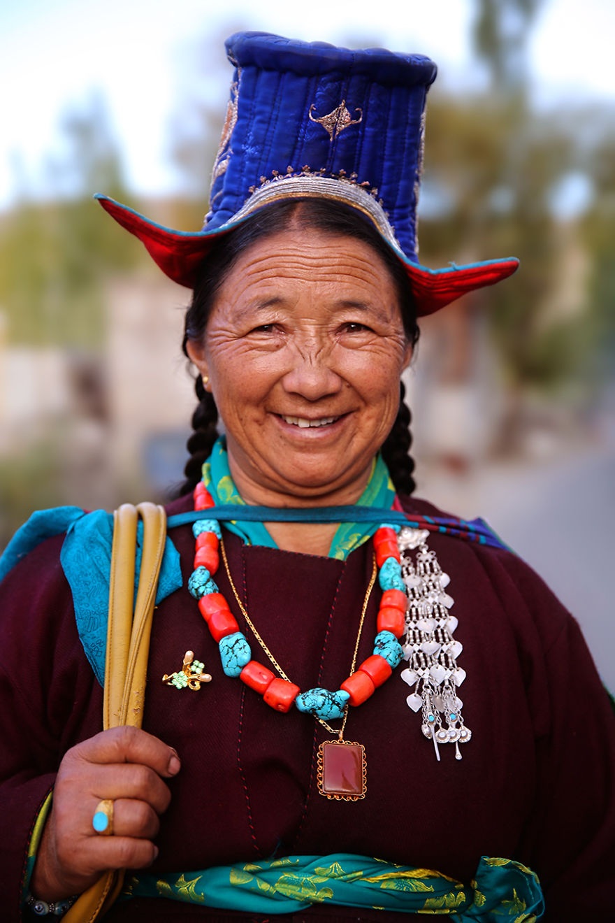 Vẻ đẹp của người phụ nữ ở khắp nơi trên thế giới - 9 Người phụ nữ Ladakhi