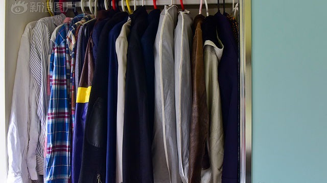 Cô gái 9x kiếm 33 triệu trong 2 ngày nhờ... gấp quần áo thuê - 3 Chi phí gấp quần áo thuê được tính theo m2