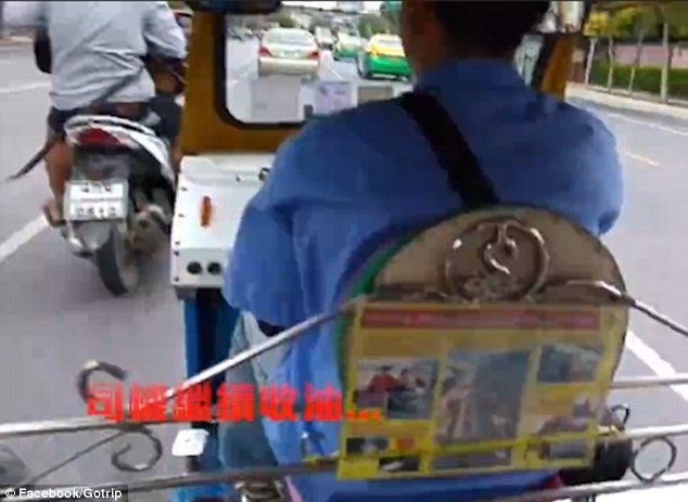 Du khách bị giật túi sau màn "ám hiệu lạ" của tài xế - 5 Hiện phía cảnh sát vẫn đang tiến hành điều tra vụ việc