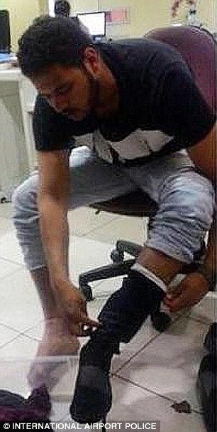 Người đàn ông ngoại quốc bị bắt ở sân bay quốc tế tại Indonesia vì tội vận chuyển trái phép động vật hoang dã