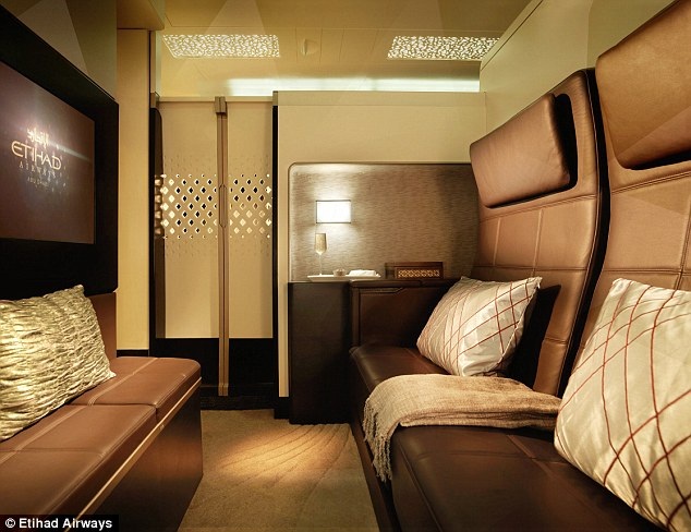"Giật mình" với chuyến bay đắt đỏ nhất hành tinh - 1 Phòng VIP mang tên Residence