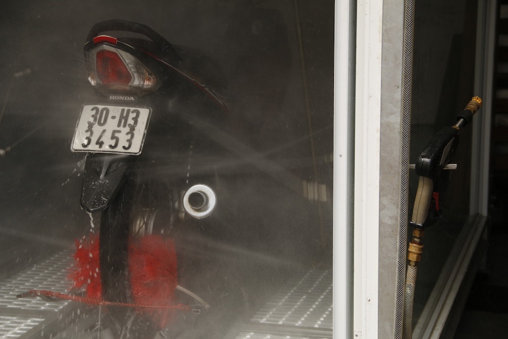 Trong thời gian tới anh Thiện sẽ tiếp tục hoàn thiện chiếc máy rửa xe tự động này hơn nữa.