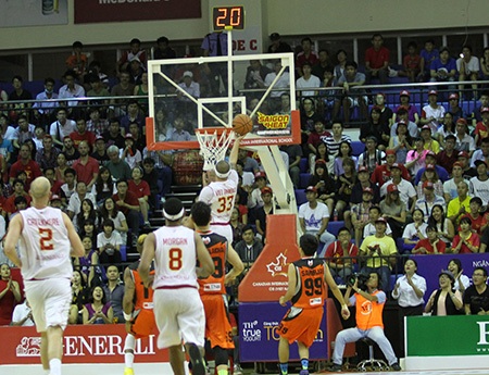 Các trận đấu của Sài Gòn Heat trên sân nhà luôn chật kín người xem