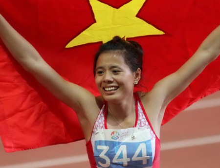 Những gương mặt nổi bật của thể thao Việt Nam năm 2015 - 2 Nguyễn Thị Huyền có lẽ cũng chỉ xếp sau Ánh Viên về sự xuất sắc