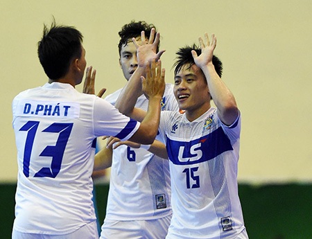 Hải Phương Nam vô địch cúp futsal quốc gia 2015 - 2 Thái Sơn Nam thắng Sanna Khánh Hòa 5-0 trong trận tranh hạng 3 (ảnh: Quang Thắng)