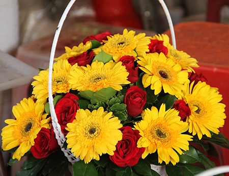Mùa Valentine năm nay, hoa cúc cũng được tận dụng