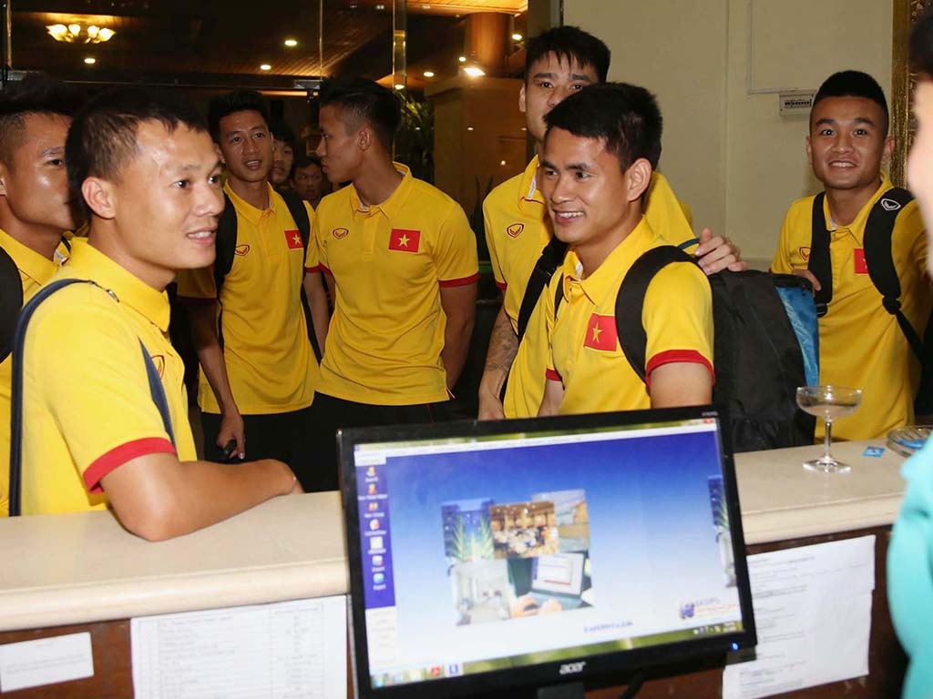 Đội tuyển Việt Nam đến Myanmar, chuẩn bị cho giải tứ hùng - 4 Các cầu thủ nhận phòng khách sạn