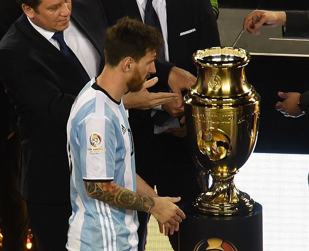 Kết cục cay đắng cho thế hệ vàng của Lionel Messi - 2 Năm thứ 3 liên tiếp, Argentina của Messi không đủ khả năng chạm vào cúp vô địch