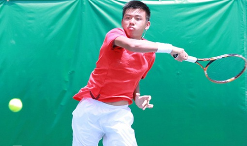 Hoàng Nam bị căng cơ, quần vợt Việt Nam thua Thái Lan tại Davis Cup - 1 Hoàng Nam không thể đánh trọn vẹn trận đấu với Kittiphong (Thái Lan) vì chấn thương
