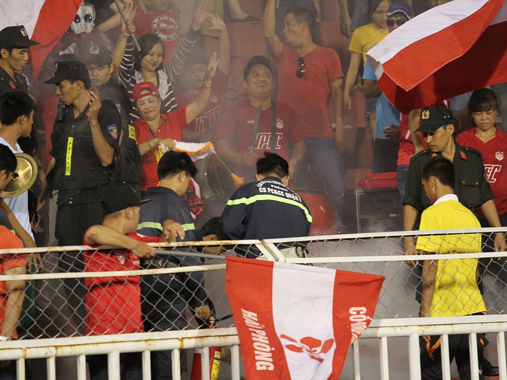 Lực lượng phòng cháy chữa cháy cũng vào cuộc