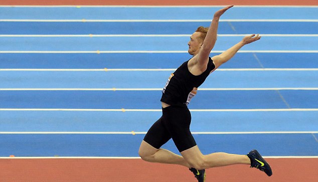 Những VĐV mạnh mẽ và nhanh nhẹn nhất Olympic 2016 - 5 Người nhảy xa nhất thế giới là Greg Rutherford