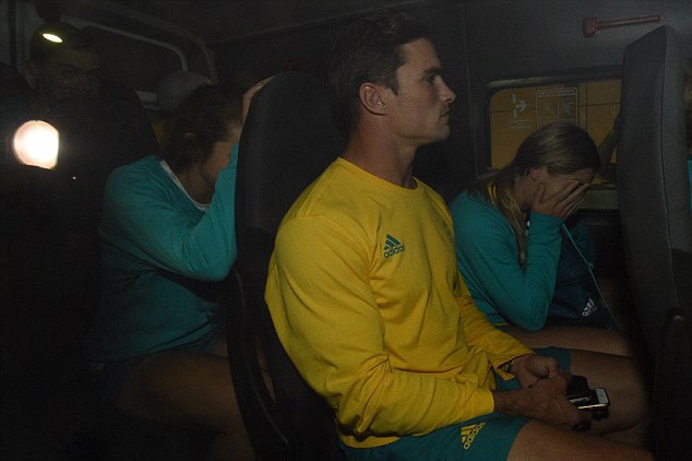 Australia phải đóng tiền tại ngoại cho các VĐV bị cảnh sát tạm giữ - 2