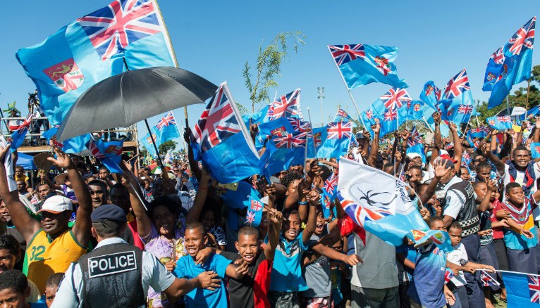 Cả nước Fiji ra đường đón đội tuyển Rugby giành HCV Olympic 2016 trở về - 3 Cả nước Fiji ra đường đón đội tuyển Rugby giành HCV Olympic 2016 trở về - 3