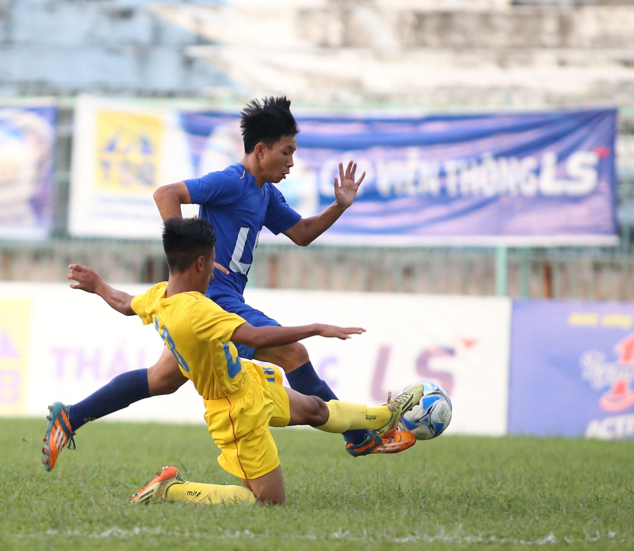 PVF giành vé đầu tiên vào bán kết giải U15 quốc gia - 1 Vượt qua SL Nghệ An, PVF giành quyền vào bán kết
