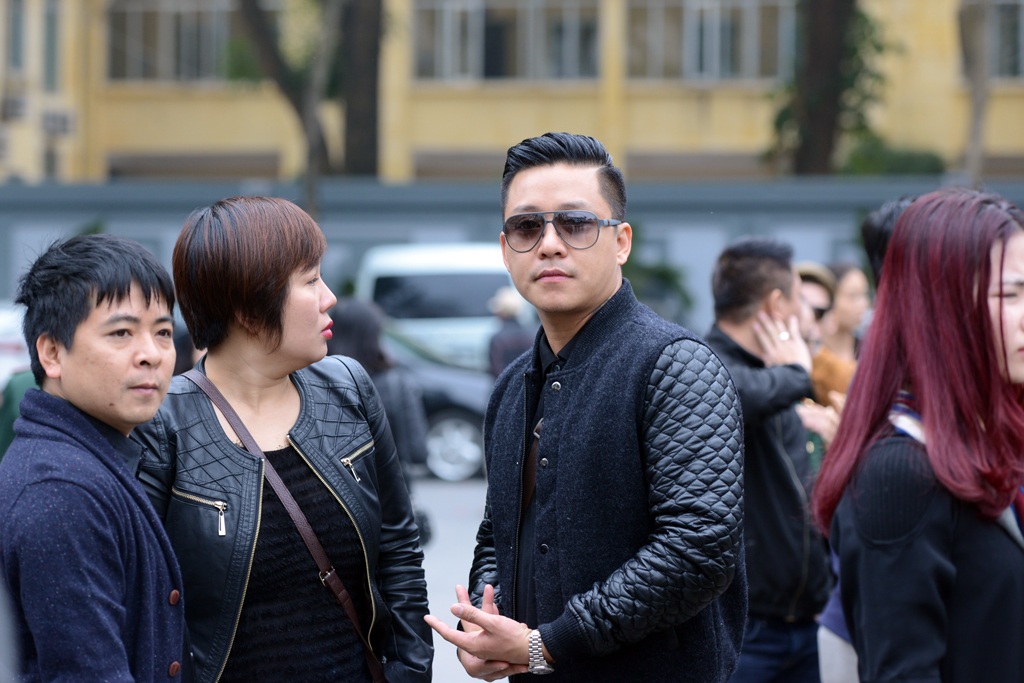 Ca sĩ Tuấn Hưng cũng đến tiễn đưa nhạc sĩ Lương Minh