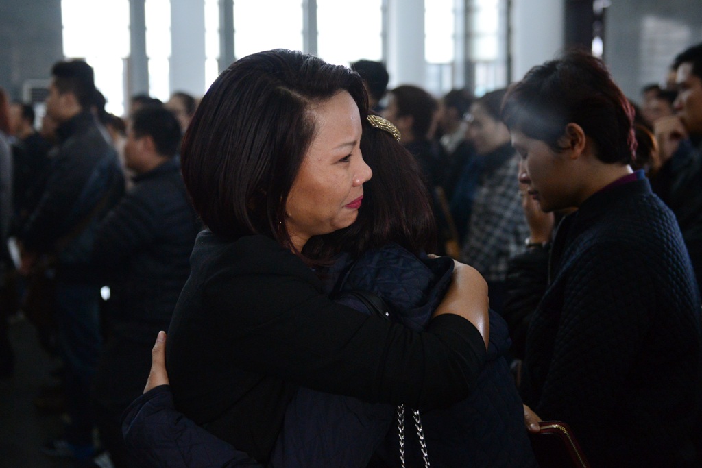 Những giọt nước mắt lặng lẽ rơi, vì anh, vì một nhân cách sống đáng kính...