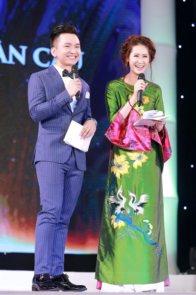 MC Hạnh Phúc có duyên với các Hoa hậu - 2 MC Hạnh Phúc có duyên với các Hoa hậu - 2