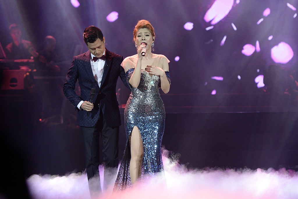 Thanh Thảo nghẹn lời ôm “tình cũ” Quang Dũng trên sân khấu - 8