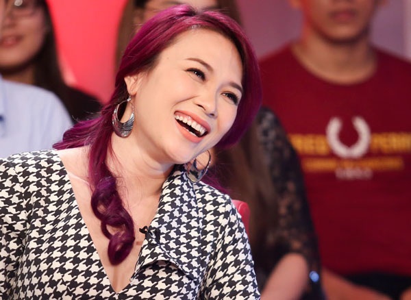Mỹ Tâm: “Tôi sẽ tổ chức hôn lễ ở quê” - 3 Mỹ Tâm úp mở chuyện tình cảm. Nữ ca sĩ muốn đám cưới sau này được tổ chức hoành tráng ở quê cả cô dâu chú rể. (Ảnh: Đỗ Trang)