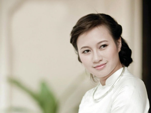 "Karaoke World Championships Việt Nam" tiết lộ dàn Ban giám khảo "khủng" - 3 Ca sỹ Khánh Linh.