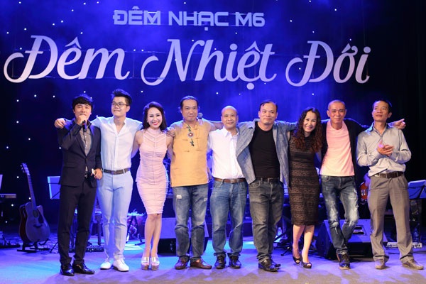 Khánh Ly, Đinh Mạnh Ninh hát hết mình chúc mừng nhóm M6 - 7 Các nghệ sĩ, ca sĩ tham gia chương trình.