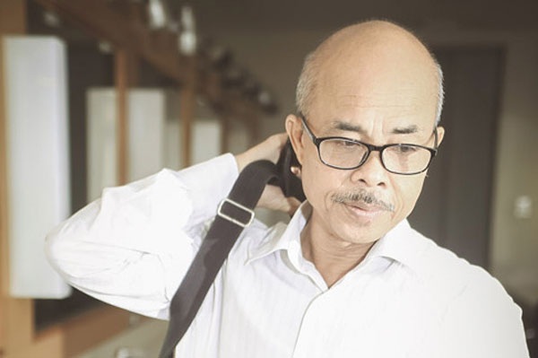 Tiếc thương những nghệ sĩ Việt qua đời vì bệnh ung thư! - 2 NSƯT Hán Văn Tình đã ra đi mãi mãi vì bệnh ung thư phổi.