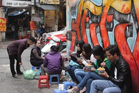 Cháo sườn Ngõ Huyện ngon “khét tiếng” đất Hà Thành - 1