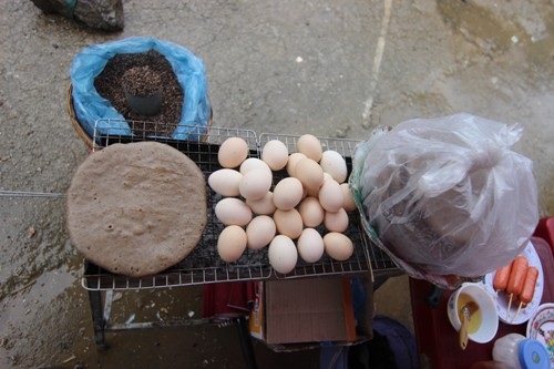 Bánh tam giác mạch nơi cao nguyên đá "đắt hàng" - 1