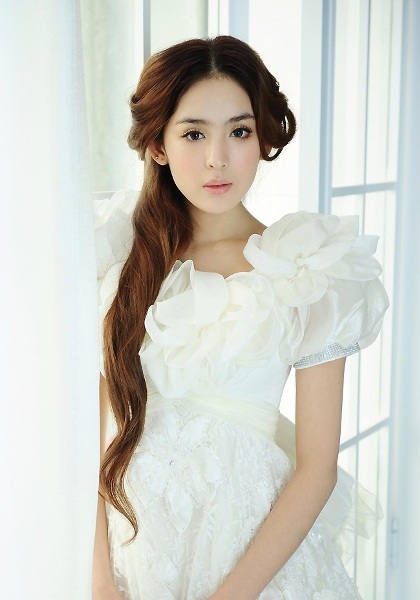 Khám phá vùng đất con gái đẹp “nghiêng nước nghiêng thành” - 2 Khám phá vùng đất con gái đẹp “nghiêng nước nghiêng thành” - 2