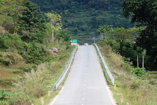 Dã quỳ bung nở trên non nước Cao Bằng - 6