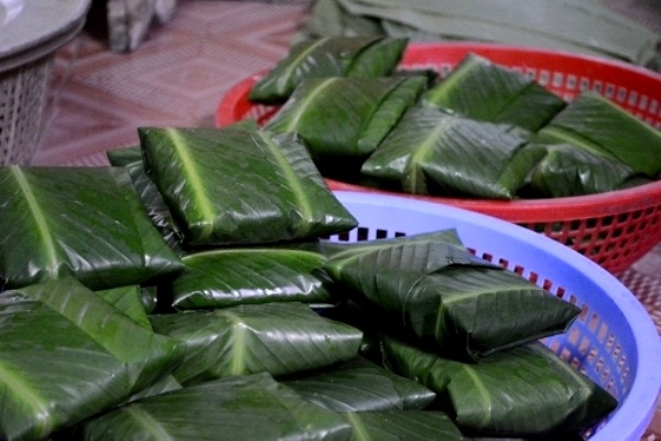 Bánh phu thê "đánh thức" mùa cưới cuối năm… - 3 Bánh phu thê "đánh thức" mùa cưới cuối năm… - 3