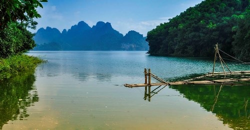 Ba địa danh đẹp siêu thực “bước ra” từ ngòi bút của nhà văn Việt Nam - 4 Ba địa danh đẹp siêu thực “bước ra” từ ngòi bút của nhà văn Việt Nam - 4