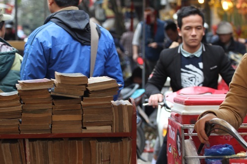 Săn “hàng độc” trong phiên chợ đồ cổ duy nhất trong năm - 15