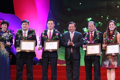 Tổng cục trường Nguyễn Văn Tuấn chúc mừng các doanh nghiệp lữ hành Việt Nam