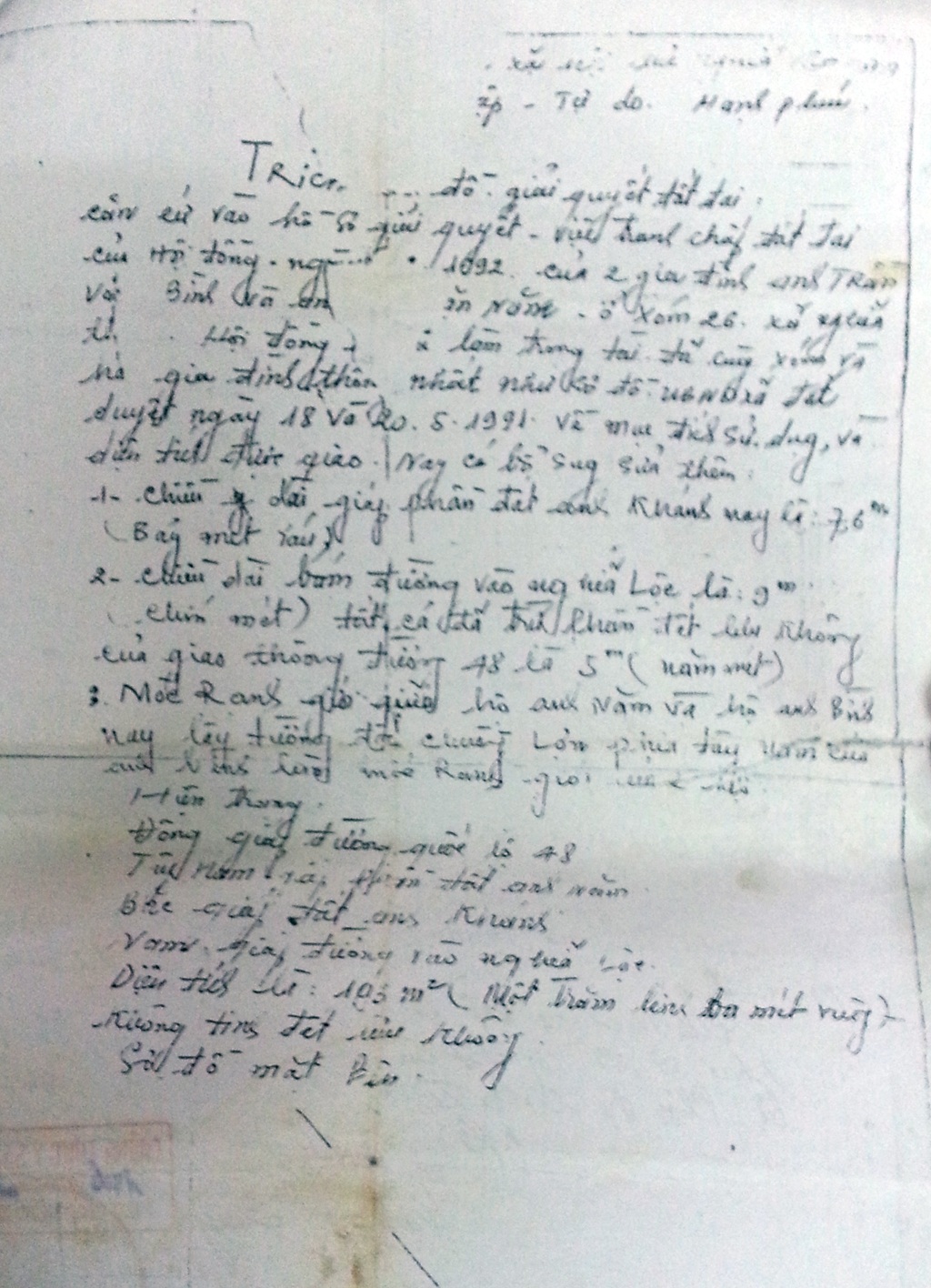 Đây là một bản trích lục đất khác vào năm 1991 khẳng định đất gia đình ông Bình là 103m2.