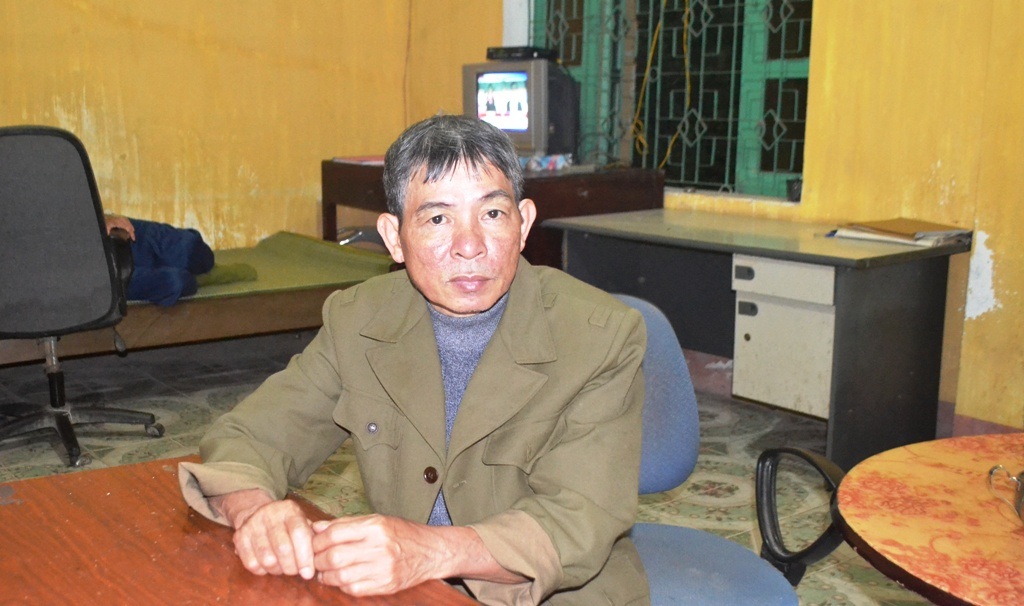 Ông Toàn đi lạc được đưa về Trạm CSGT Diễn Châu.