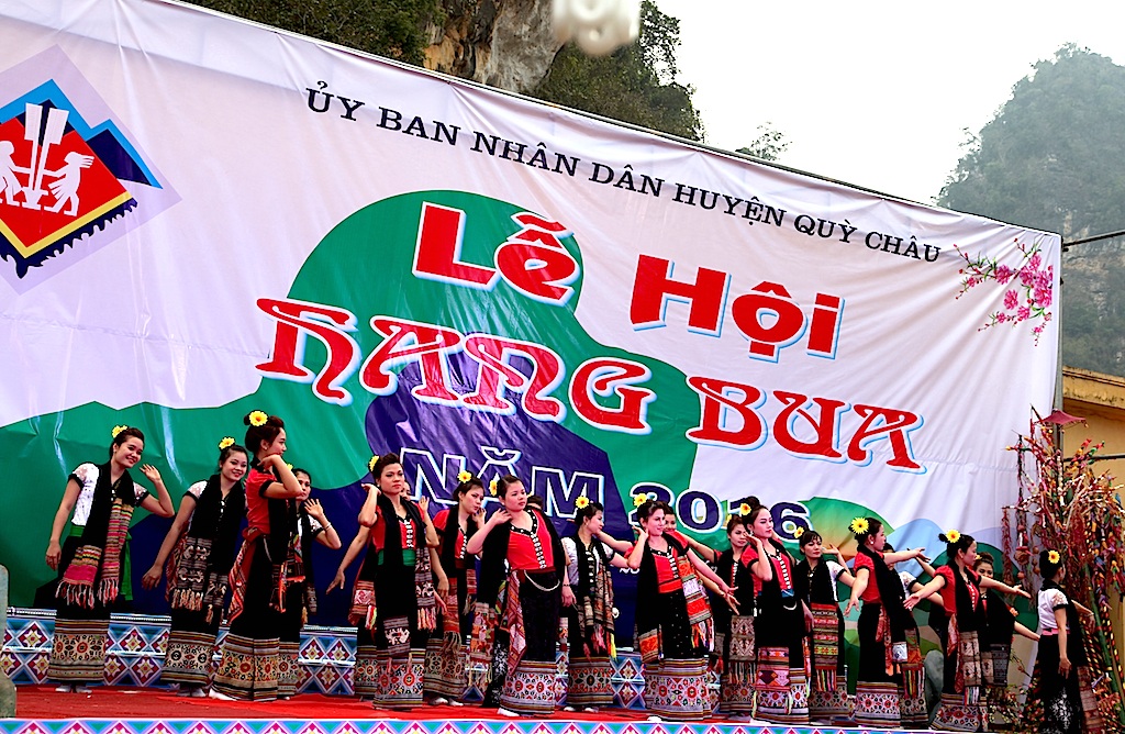 Tưng bừng ngày hội “Huyền thoại miền đất cổ” - 24 Tưng bừng ngày hội “Huyền thoại miền đất cổ” - 24