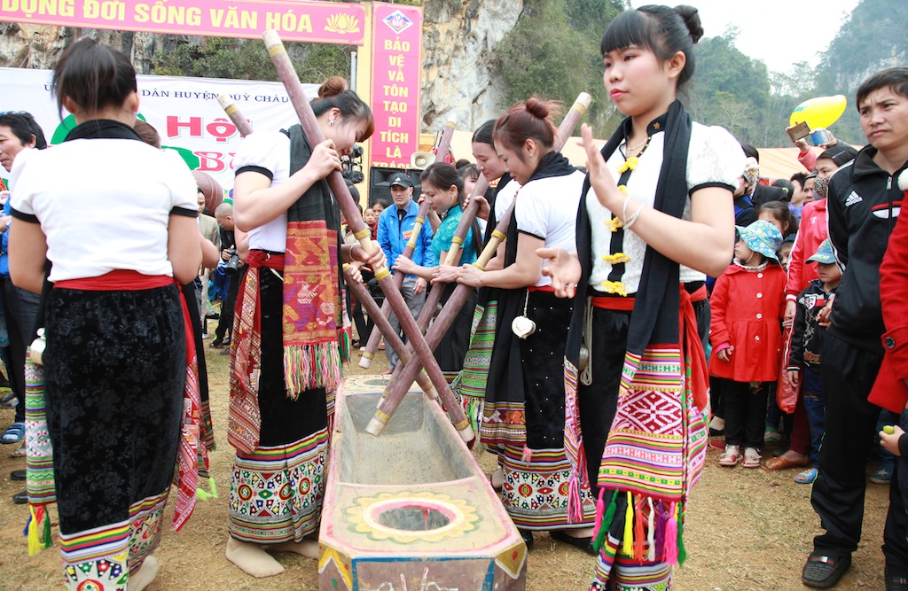Tưng bừng ngày hội “Huyền thoại miền đất cổ” - 20 Khắc luống.