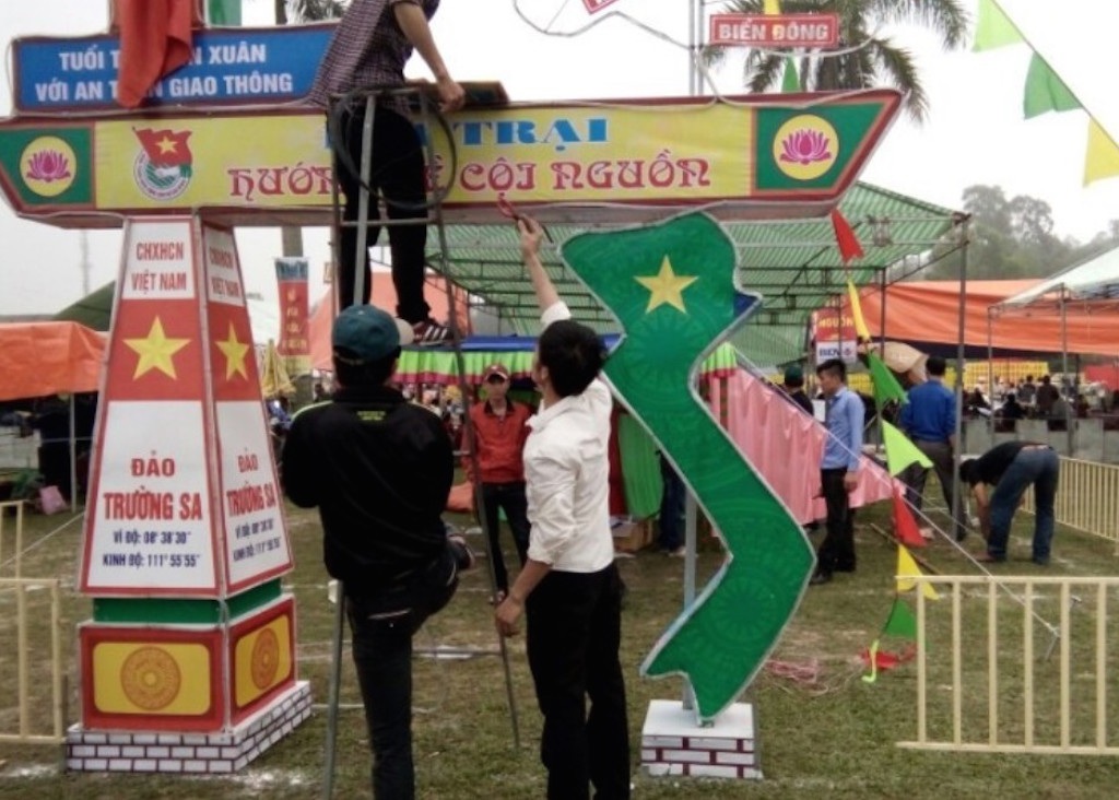 Đền Cuông - cội nguồn truyền thuyết An Dương Vương - 4 Đoàn thanh niên các xã thi làm hội trại.