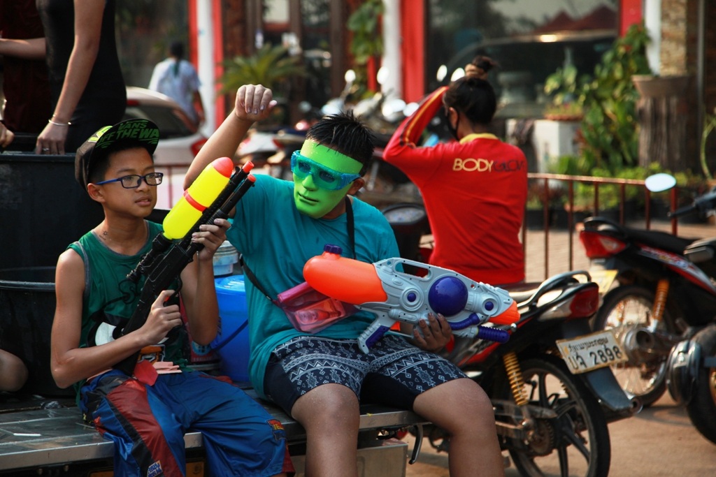 Đắm say cùng Lễ hội té nước ở "đất nước triệu Voi" - 19 Đắm say cùng Lễ hội té nước ở "đất nước triệu Voi" - 19