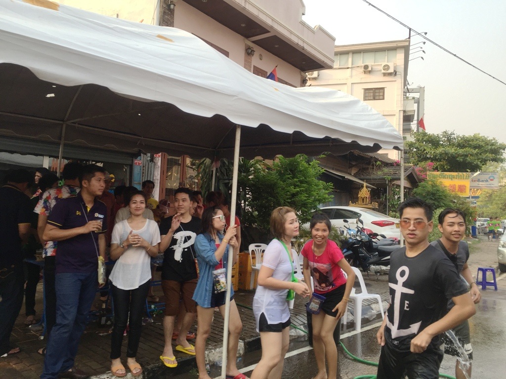 Đắm say cùng Lễ hội té nước ở "đất nước triệu Voi" - 31 Đắm say cùng Lễ hội té nước ở "đất nước triệu Voi" - 31