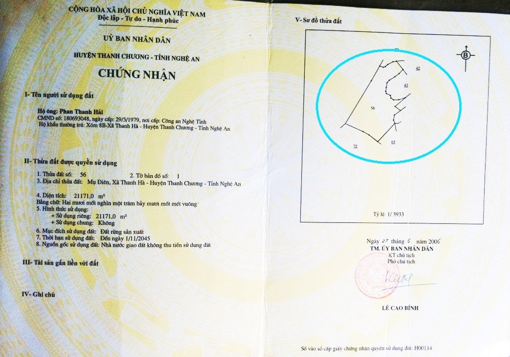 Giấy chứng nhận quyền sử dụng đất sau khi cấp đổi thì bị “biến dạng” đi nhiều so với hình thể cũ đã được cấp.